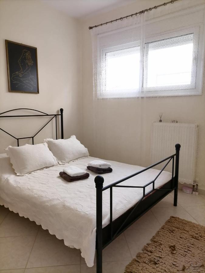 Tini'S Apartment Nea Iraklitsa Eksteriør bilde